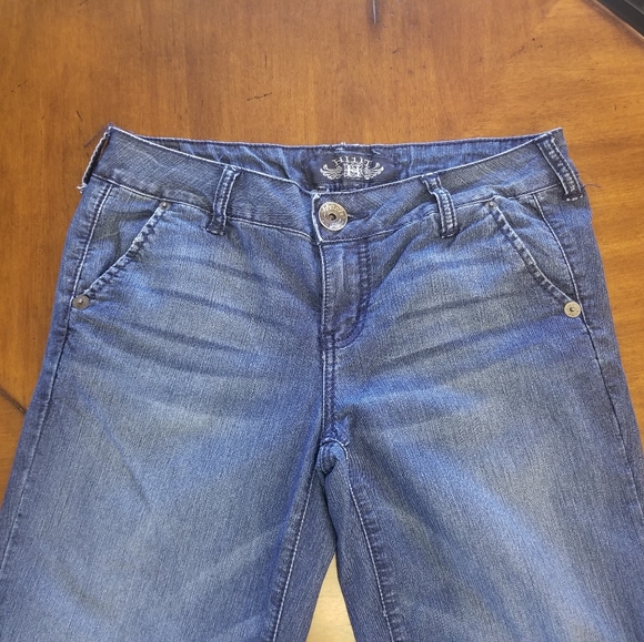 Hint Jean's 9 - Picture 5 of 6